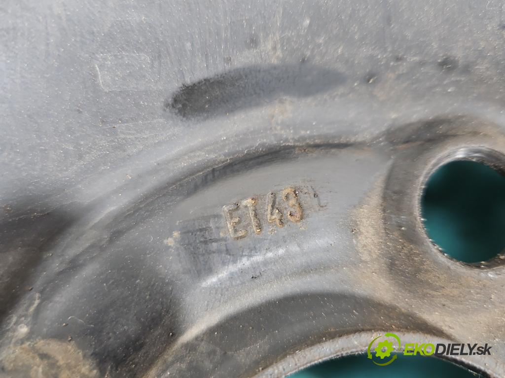 Fiat Punto Grande 1.4 8V 77 HP manual 57 kW 1368 cm3 5- Disk oceľový 15"