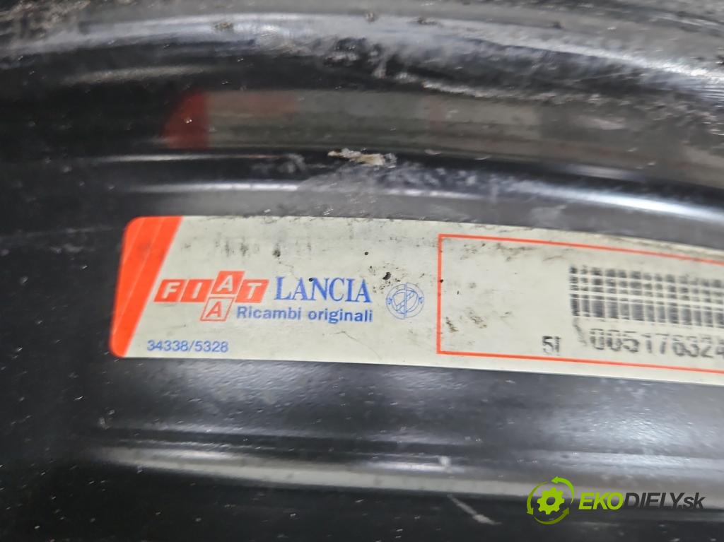 Fiat Punto Grande 1.4 8V 77 HP manual 57 kW 1368 cm3 5- Disk oceľový 15"