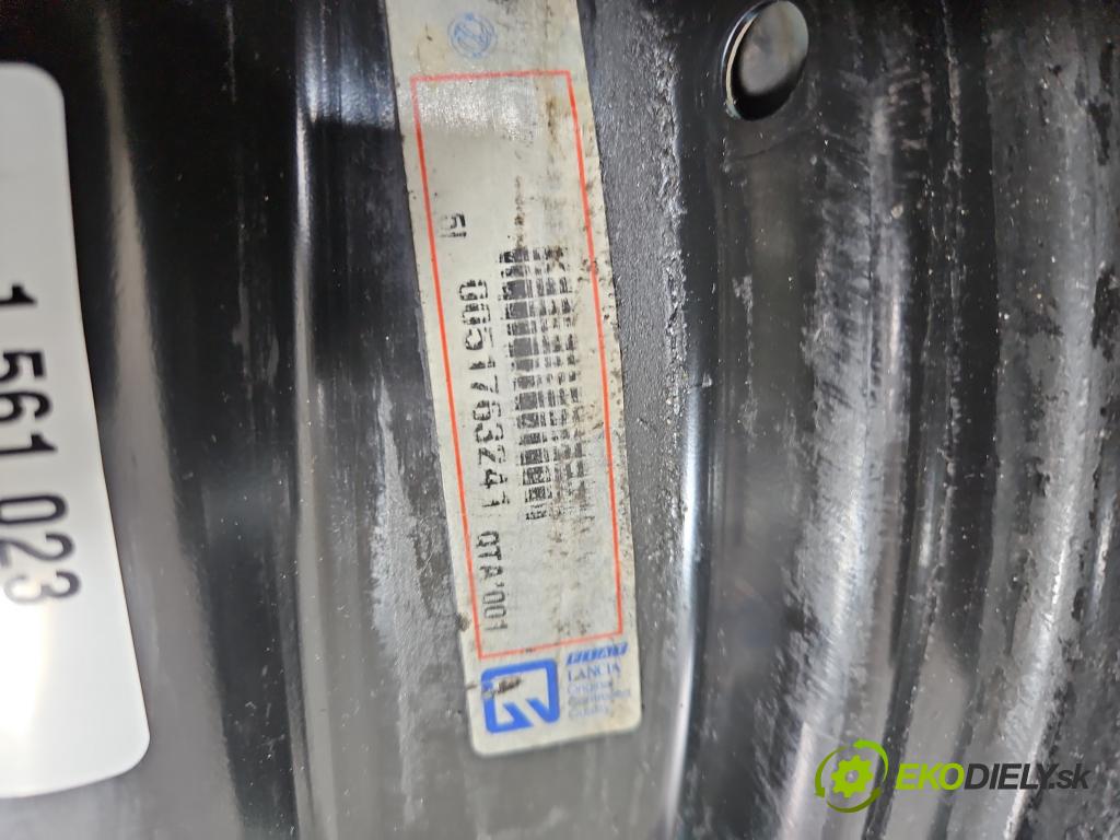 Fiat Punto Grande 1.4 8V 77 HP manual 57 kW 1368 cm3 5- Disk oceľový 15"