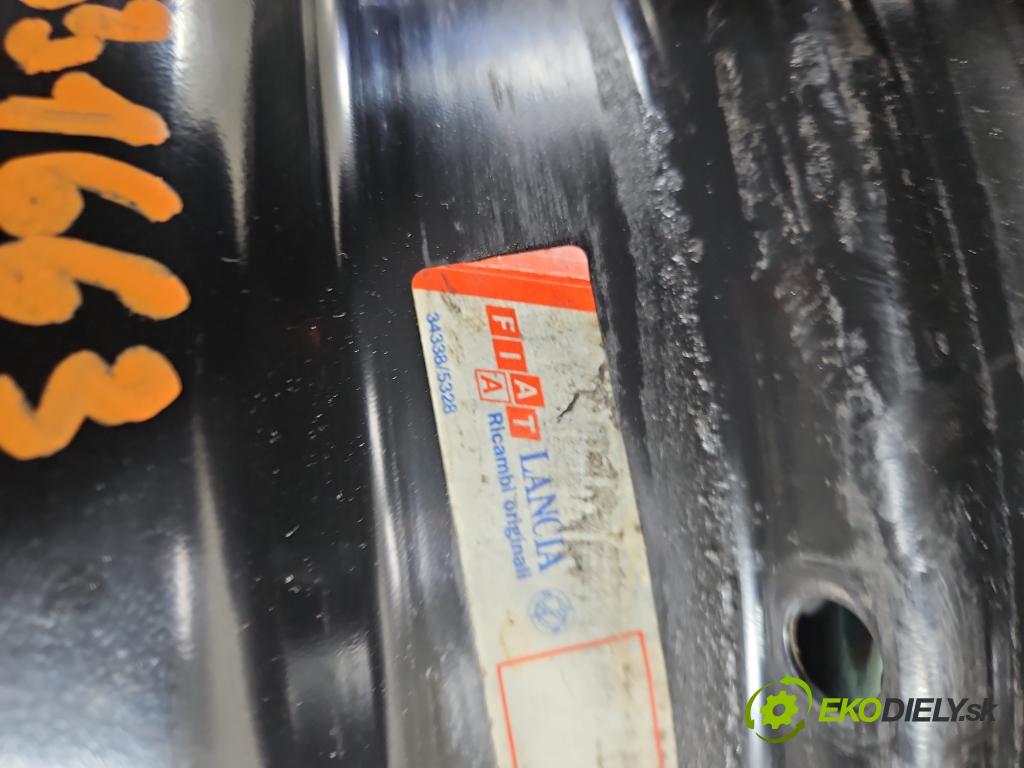 Fiat Punto Grande 1.4 8V 77 HP manual 57 kW 1368 cm3 5- Disk oceľový 15"