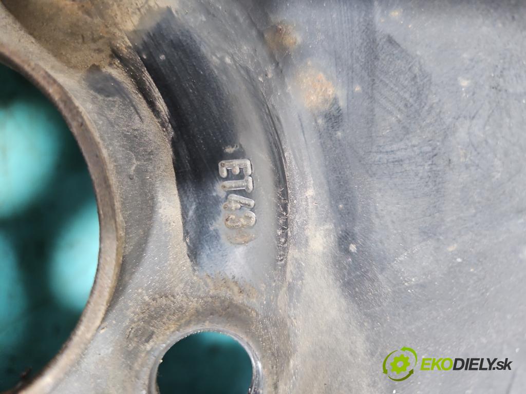 Fiat Punto Grande 1.4 8V 77 HP manual 57 kW 1368 cm3 5- Disk oceľový 15"