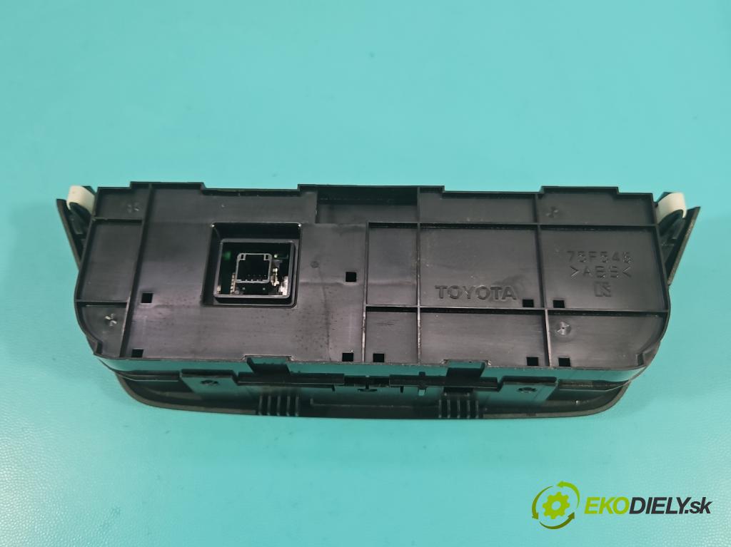 Toyota Rav4 IV 2013-2018 2.0 D4D 124hp manual 91 kW 1998 cm3 5- panel kúrenia 55900-42410