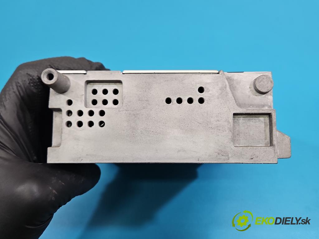 Mercedes S W222 2013-2020 3.0 cdi 656929 340KM: automatic 250 kW 2925 cm3 4- Radio originál A2229009619