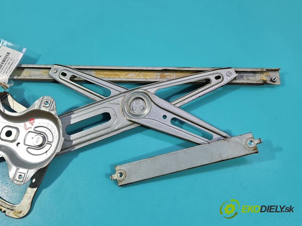 Toyota Auris I 2006-2013 1.3 vvti 99 HP manual 73 kW 1329 cm3 5- mechanizmus okna predné ľavý 85702-02020