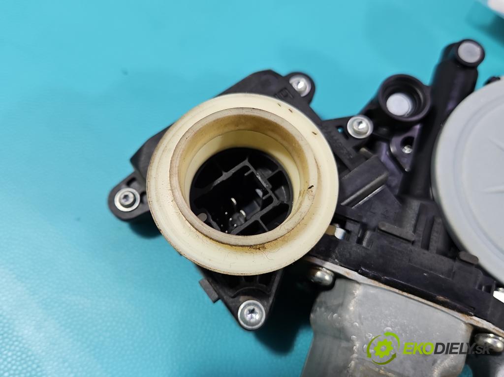 Toyota Auris I 2006-2013 1.3 vvti 99 HP manual 73 kW 1329 cm3 5- mechanizmus okna predné ľavý 85702-02020