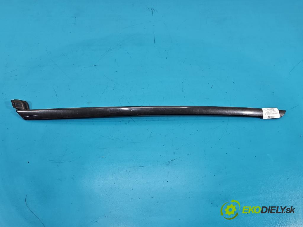 Citroen C4 I 2004-2011 1.6 16V 120 hp manual 88 kW 1598 cm3 5- lišta Okna: čelní: levé 96563474XC