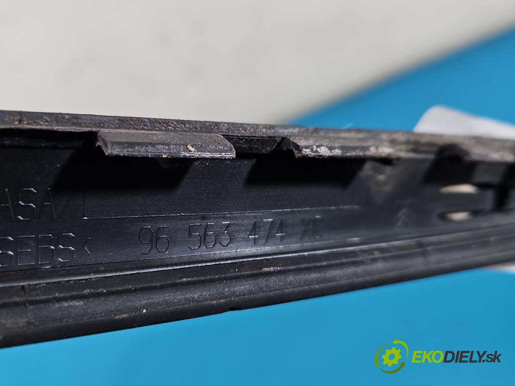 Citroen C4 I 2004-2011 1.6 16V 120 HP manual 88 kW 1598 cm3 5- lišta Okna: čelné: ľavé 96563474XC