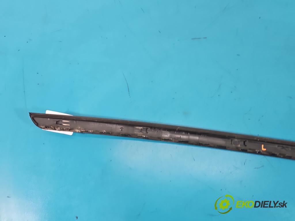 Citroen C4 I 2004-2011 1.6 16V 120 HP manual 88 kW 1598 cm3 5- lišta Okna: čelné: ľavé 96563474XC