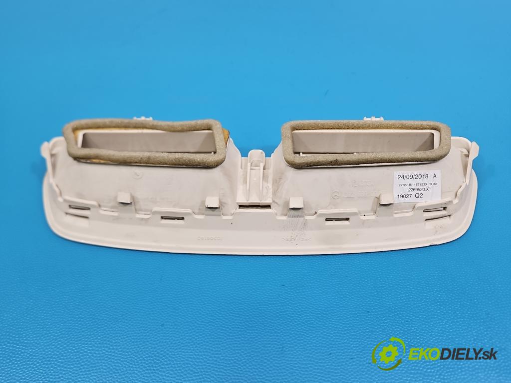 Mercedes S W222 2013-2020 3.0 cdi (656929) 340KM automatic 250 kW 2925 cm3 4- Mřížka: topení A2226890066