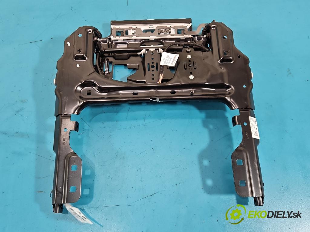 Mercedes S W222 2013-2020 3.0 cdi 656929 340KM: automatic 250 kW 2925 cm3 4- Upevnenie: A2229200236