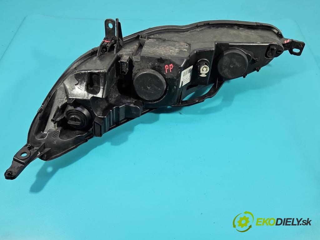 Peugeot 407 2.0 hdi 136 HP manual 100 kW 1997 cm3 4- Reflektor: pravý 0301213204 (Svetlo predné pravé)