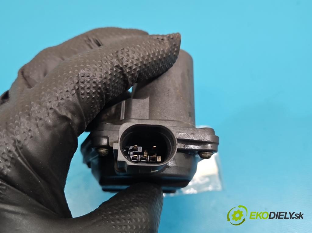 Opel Insignia A 2008-2017 2.0 cdti 170 HP manual 125 kW 1956 cm3 4- Ovladač: klapky: kolektor 55578249 (Motorček ostatné)