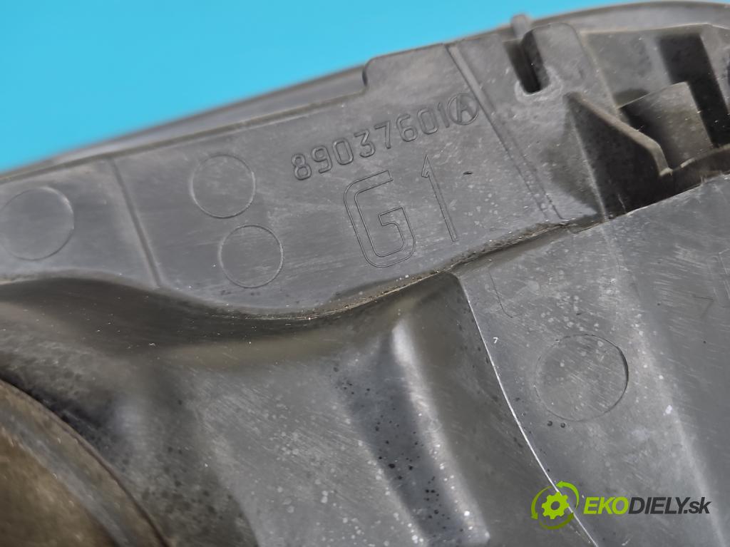Citroen C4 I 2004-2011 1.6 16V 120 HP manual 88 kW 1598 cm3 5- Reflektor: ľavý 9684381980 (Kľučka dverí ostatné)