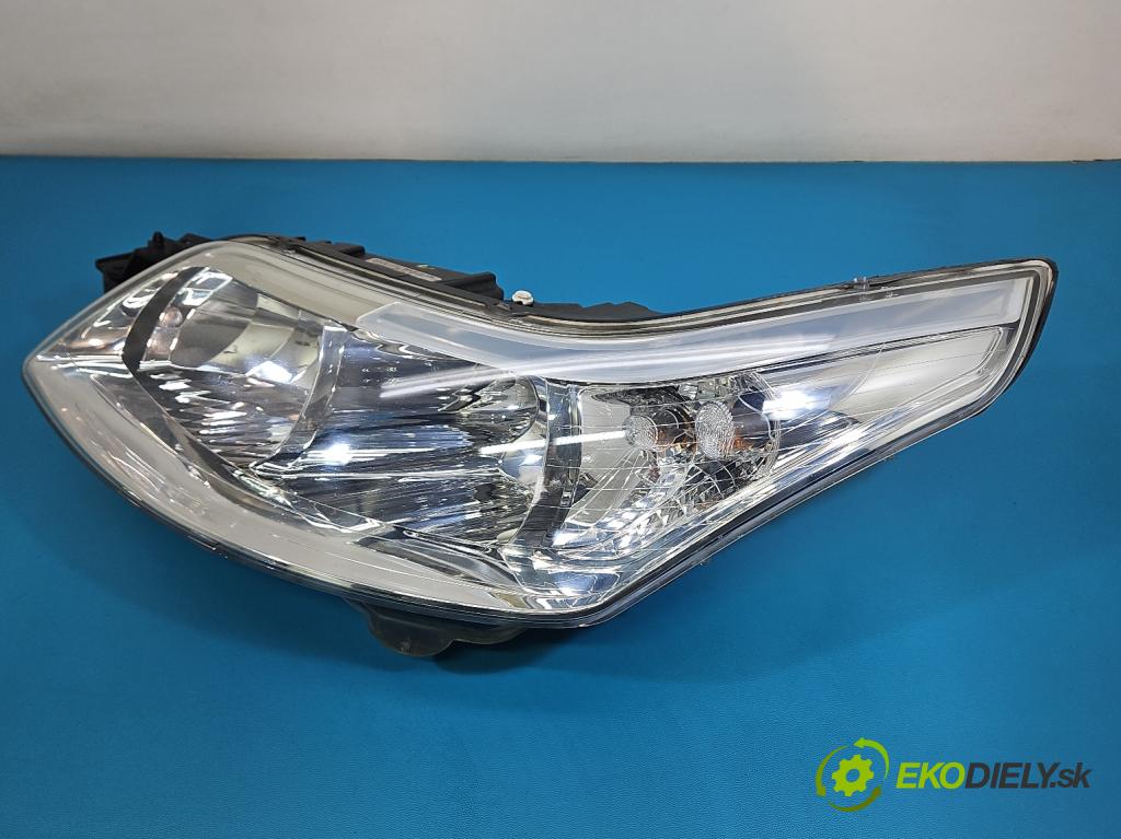 Citroen C4 I 2004-2011 1.6 16V 120 HP manual 88 kW 1598 cm3 5- Reflektor: ľavý 9684381980 (Kľučka dverí ostatné)