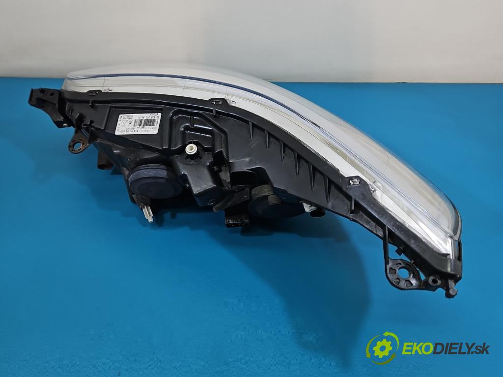Citroen C4 I 2004-2011 1.6 16V 120 HP manual 88 kW 1598 cm3 5- Reflektor: pravý 9684382280 (Svetlo predné pravé)