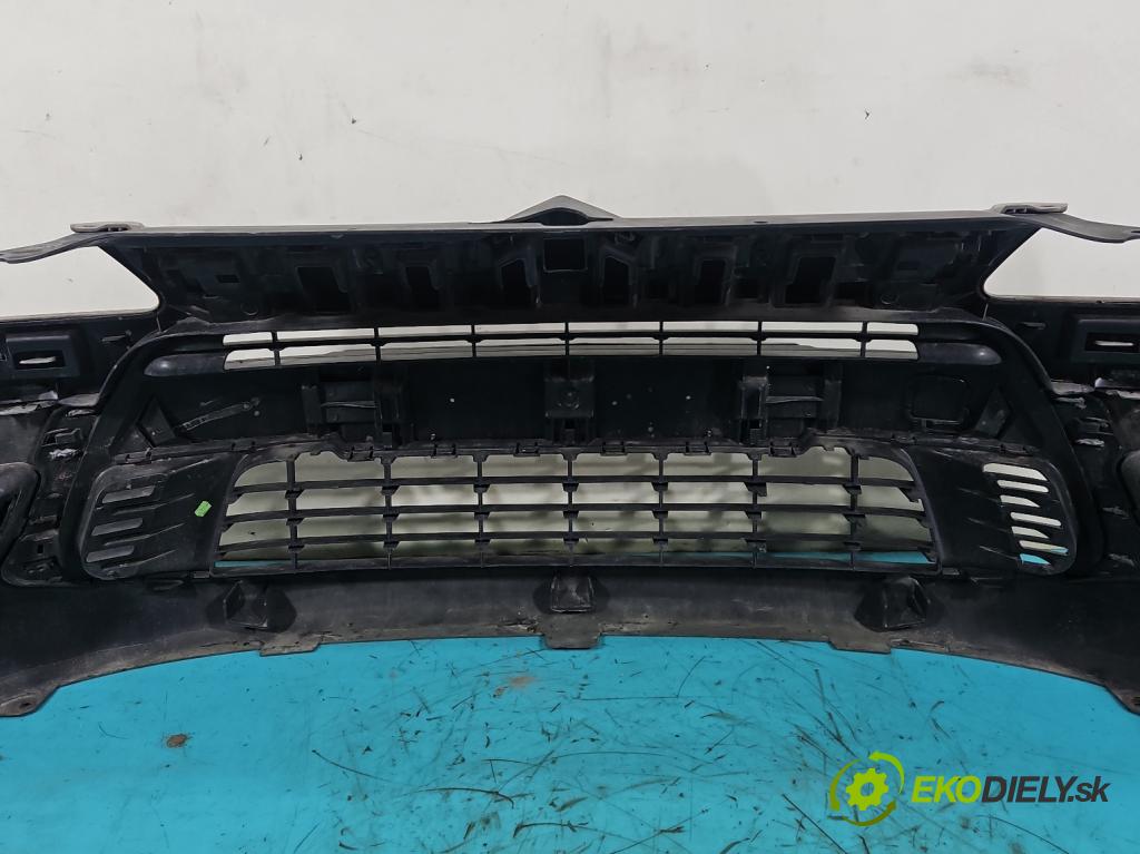 Citroen C4 I 2004-2011 1.6 16V 120 hp manual 88 kW 1598 cm3 5- nárazník přední  (Klika dveří ostatní)