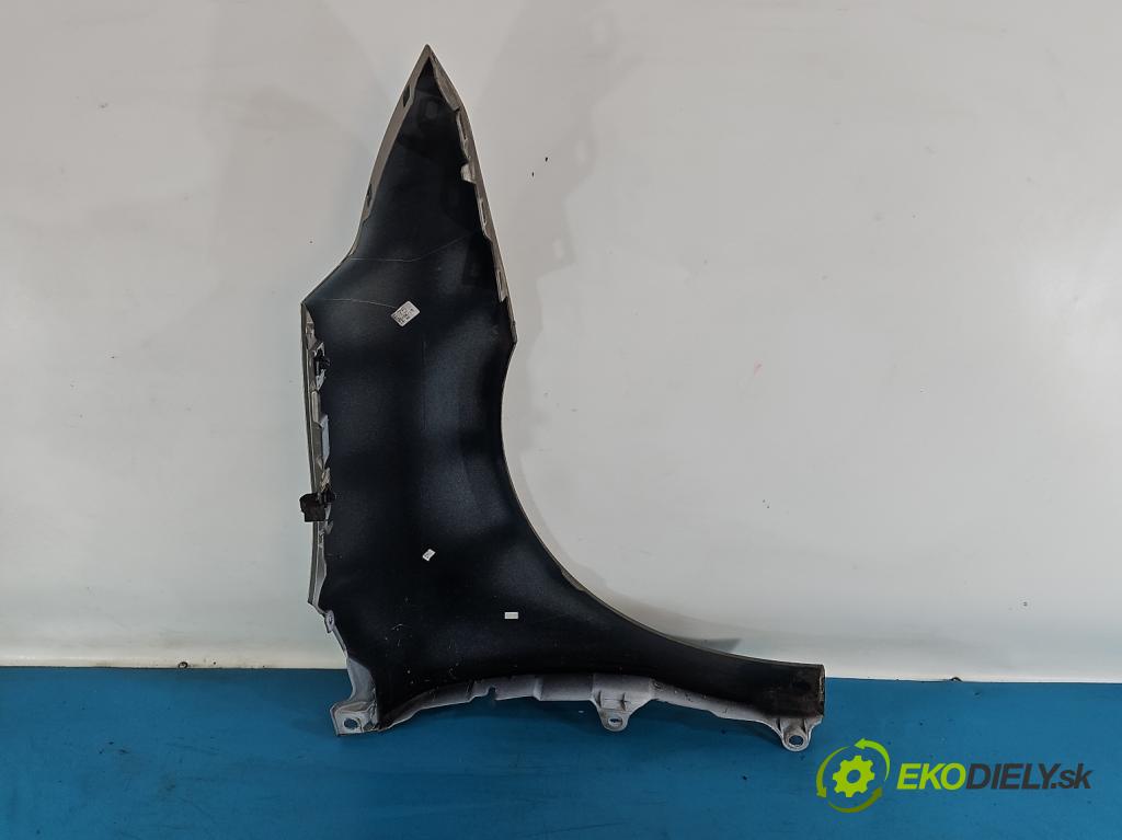 Citroen C4 I 2004-2011 1.6 16V 120 HP manual 88 kW 1598 cm3 5- blatník predné ľavý  (Blatník predný ľavý)