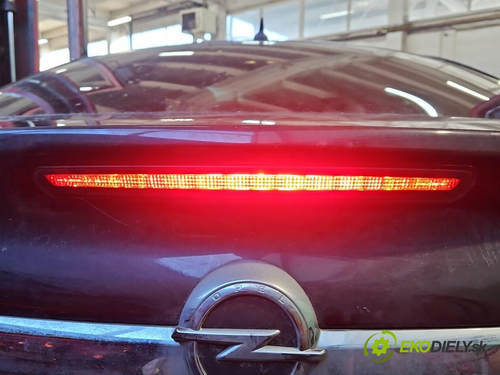 Opel Insignia A 2008-2017 2.0 cdti B20DTH: 170 HP manual 125 kW 1956 cm3 5- světlo: stop: 22756339