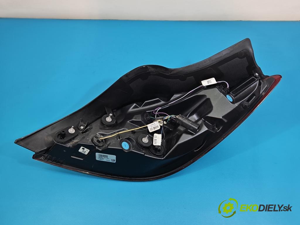 Opel Insignia A 2008-2017 2.0 cdti 170 HP manual 125 kW 1956 cm3 4- svetlo / reflektor zadné ľavé 21090518 (Kľučka dverí ostatné)