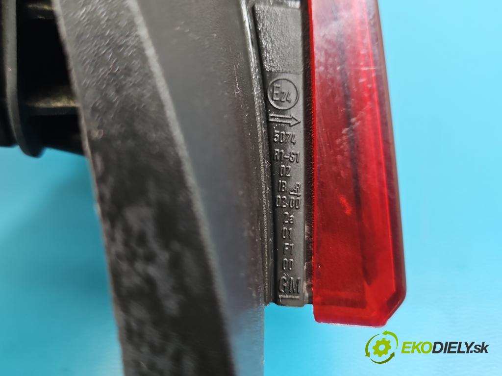 Opel Insignia A 2008-2017 2.0 cdti 170 HP manual 125 kW 1956 cm3 4- svetlo / reflektor zadné pravé 23422540 (Kľučka dverí ostatné)