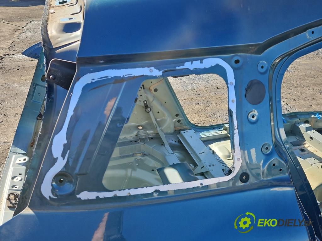 Citroen C5 Aircross 17-25 1.2 T 131 hp manual 96 kW 1199 cm3 5- blatnik zadní pravý