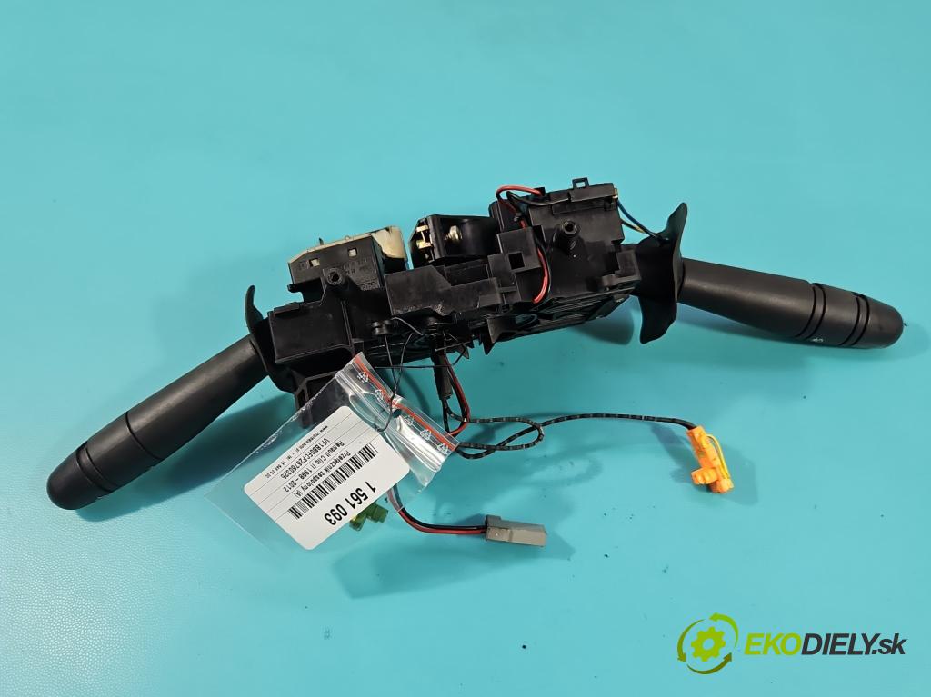 Renault Clio II 1998-2012 1.2 8V 58 hp manual 43 kW 1149 cm3 5- Přepínač sdružený 8200058679 (Páčky pod volantem)