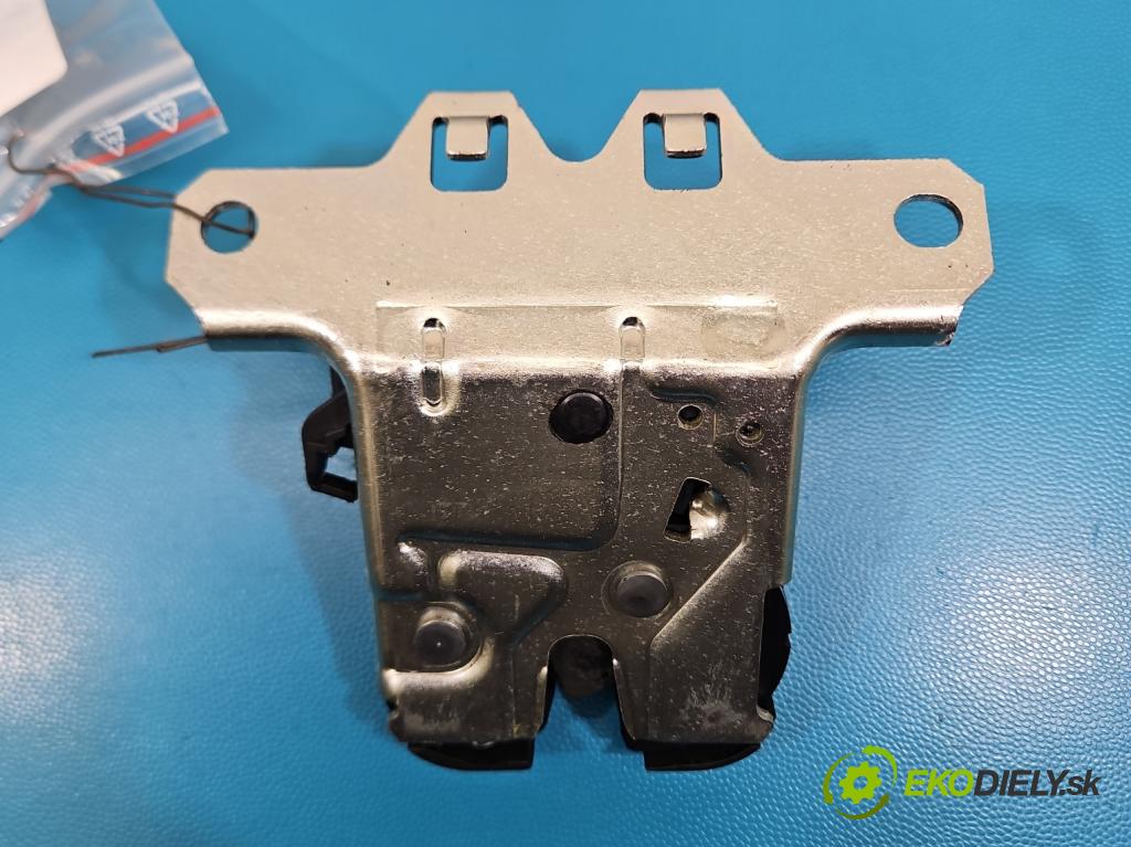 Opel Insignia A 2008-2017 2.0 cdti 170 HP manual 125 kW 1956 cm3 4- zámok kufrové dvere zadné 20969620