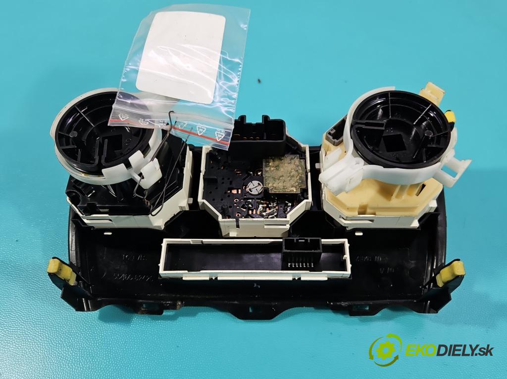 Toyota Auris I 2006-2013 1.3 vvti 99 HP manual 73 kW 1329 cm3 5- panel kúrenia 55406-02420