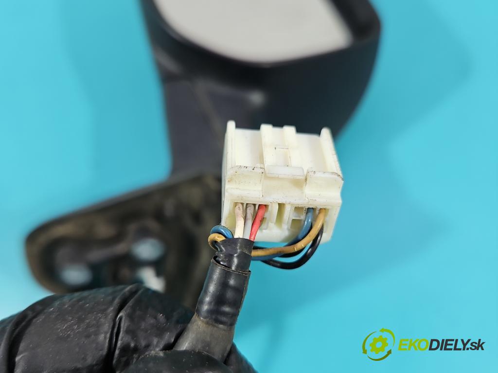 Toyota Auris I 2006-2013 1.3 vvti 99 HP manual 73 kW 1329 cm3 5- zrkadlo ľavé  (Kľučka dverí ostatné)