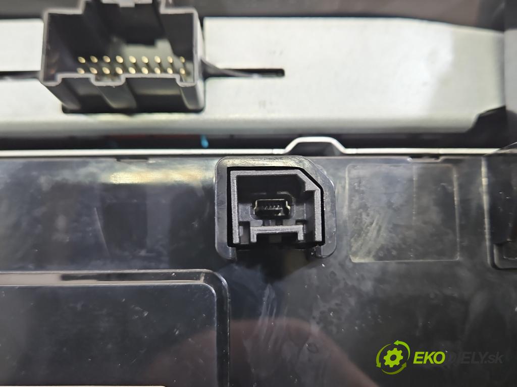 Opel Insignia A 2008-2017 2.0 cdti B20DTH: 170 HP manual 125 kW 1956 cm3 5- Zobrazit: 26202389 (Prístrojová doska)