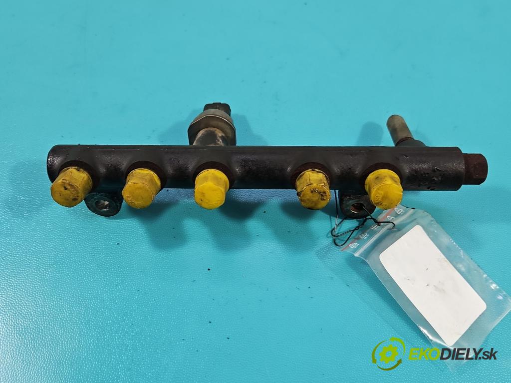 DS 4 2015-2020 2.0 hdi 181KM automatic 133 kW 1997 cm3 5- lišta vstrekovacia 9674300080 (Vstrekovacia lišta)