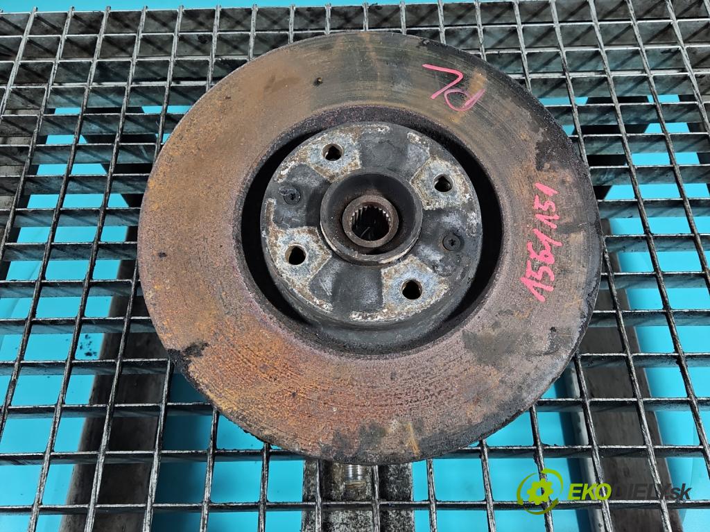 DS 4 2015-2020 2.0 hdi 181KM automatic 133 kW 1997 cm3 5- náboj levé  (Náboj kola)