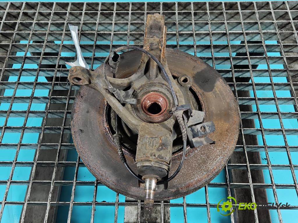 DS 4 2015-2020 2.0 hdi 181KM automatic 133 kW 1997 cm3 5- náboj levé  (Náboj kola)