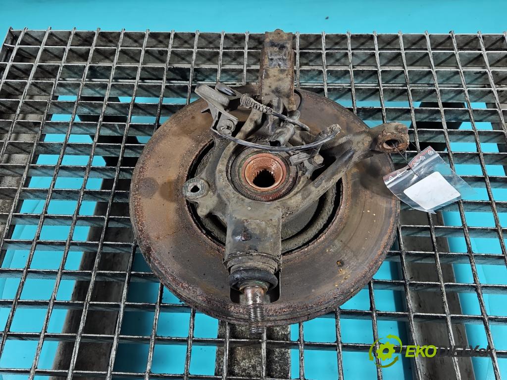 DS 4 2015-2020 2.0 hdi 181KM automatic 133 kW 1997 cm3 5- náboj pravé  (Náboj kola)