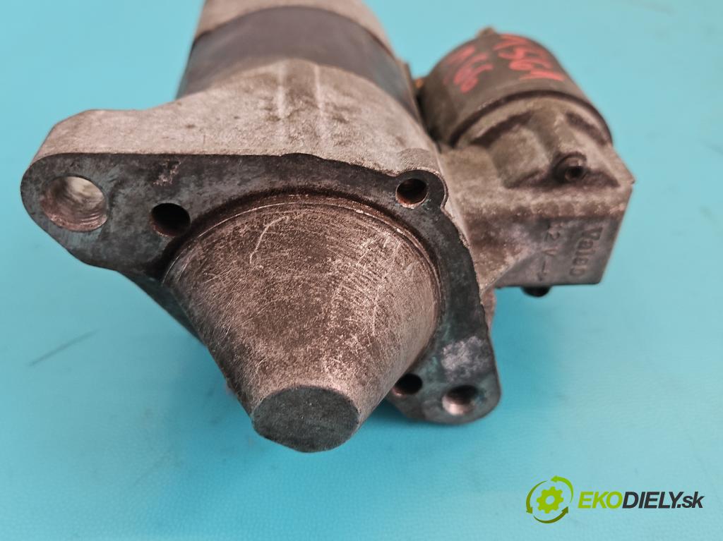 Renault Clio II 1998-2012 1.2 8V 58 HP manual 43 kW 1149 cm3 5- štartér D7E1 (Štartér)