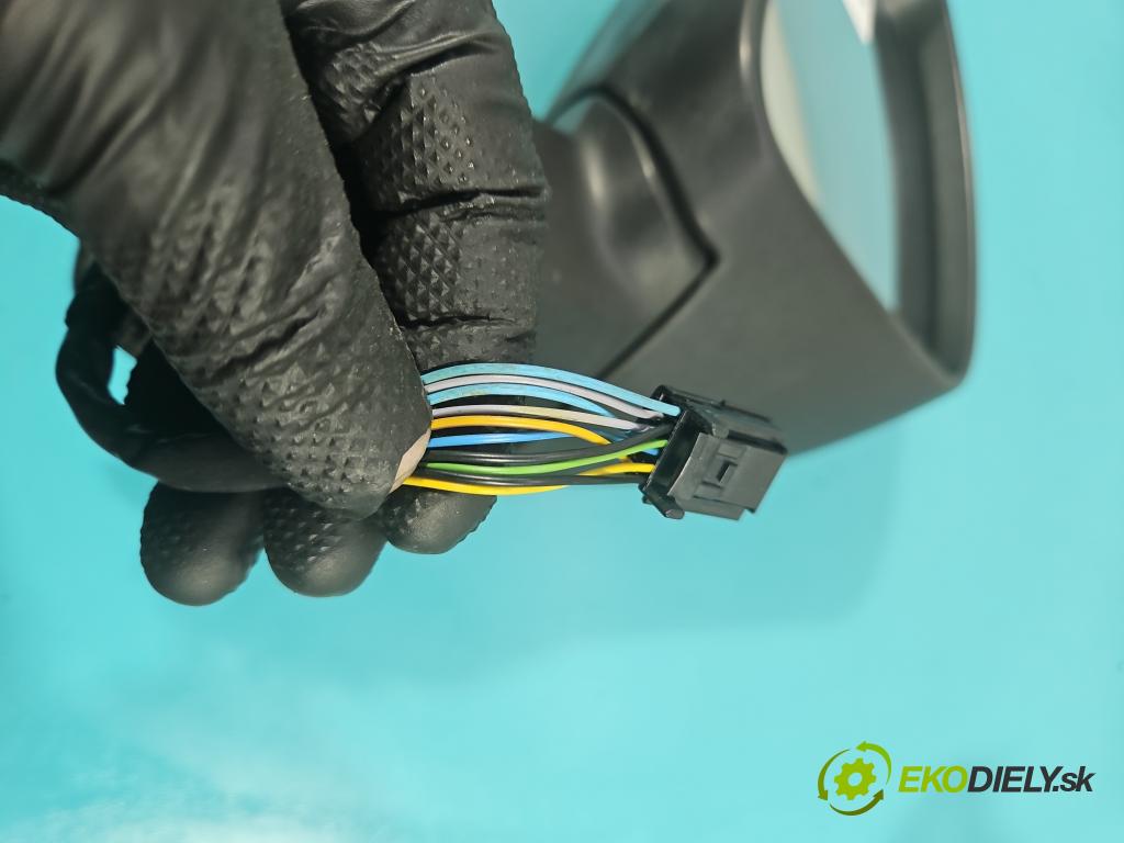 Renault Scenic III 2009-2016 1.4 131 HP manual 96 kW 1397 cm3 5- zrkadlo ľavé  (Kľučka dverí ostatné)