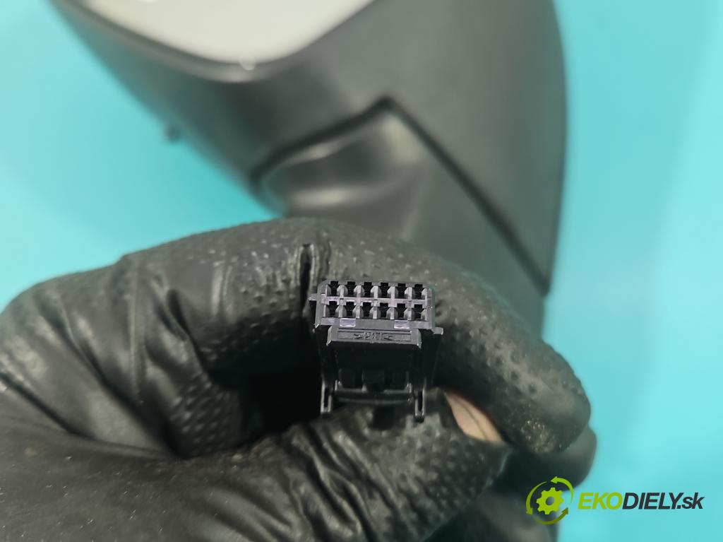 Renault Scenic III 2009-2016 1.4 131 HP manual 96 kW 1397 cm3 5- zrkadlo ľavé  (Kľučka dverí ostatné)