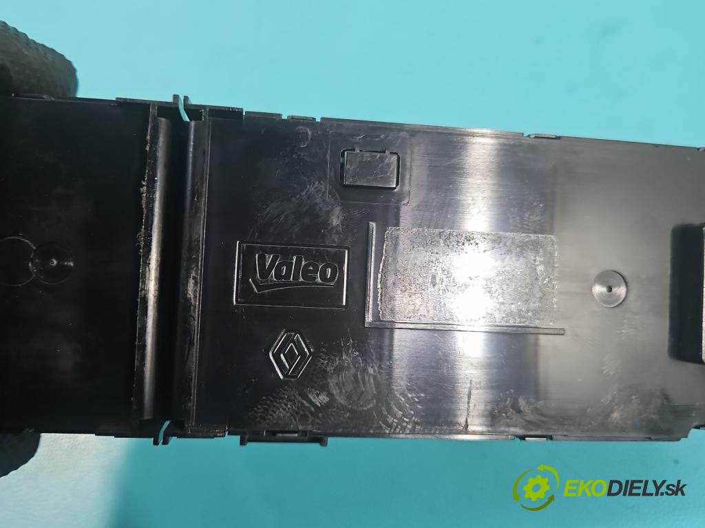 Renault Scenic III 2009-2016 1.4 131 HP manual 96 kW 1397 cm3 5- panel kúrenia