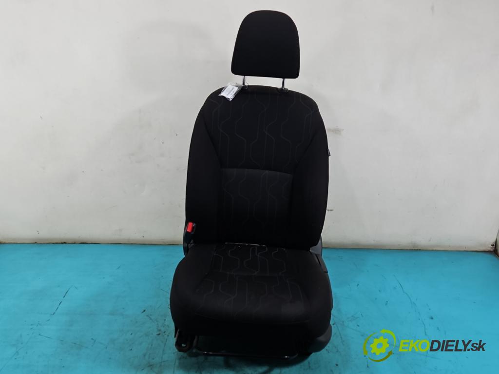 Toyota Auris I 2006-2013 1.3 vvti 99 HP manual 73 kW 1329 cm3 5- Sedačka ľavý  (Sedadlo)