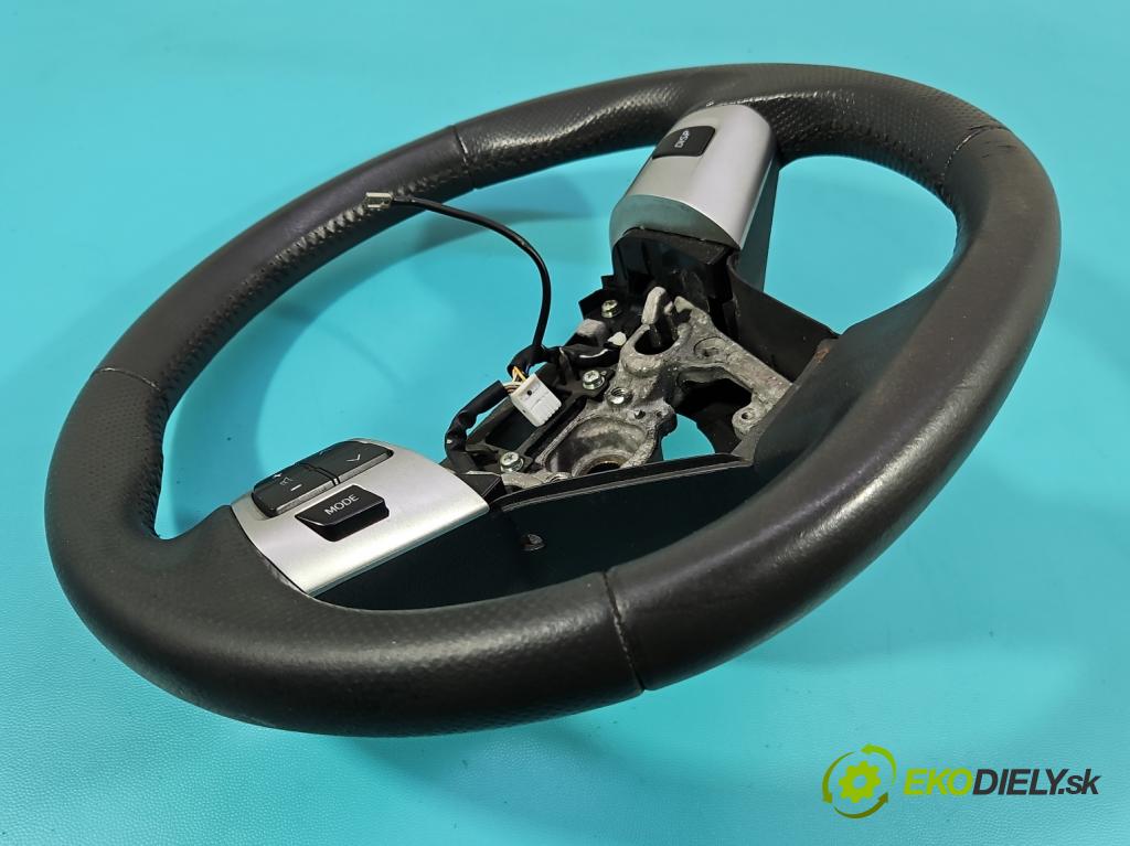 Toyota Auris I 2006-2013 1.3 vvti 99 HP manual 73 kW 1329 cm3 5- volant  (Volant)