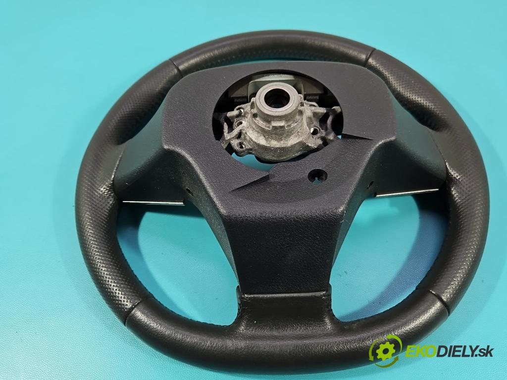 Toyota Auris I 2006-2013 1.3 vvti 99 HP manual 73 kW 1329 cm3 5- volant  (Volant)