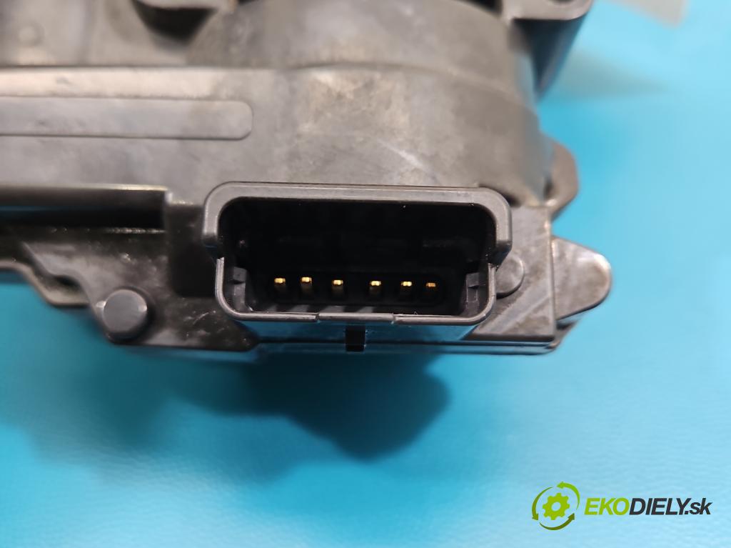 Citroen C4 I 2004-2011 1.6 16V 120 hp manual 88 kW 1598 cm3 5- škrticí klapka A2C53279370 (Škrticí klapka)