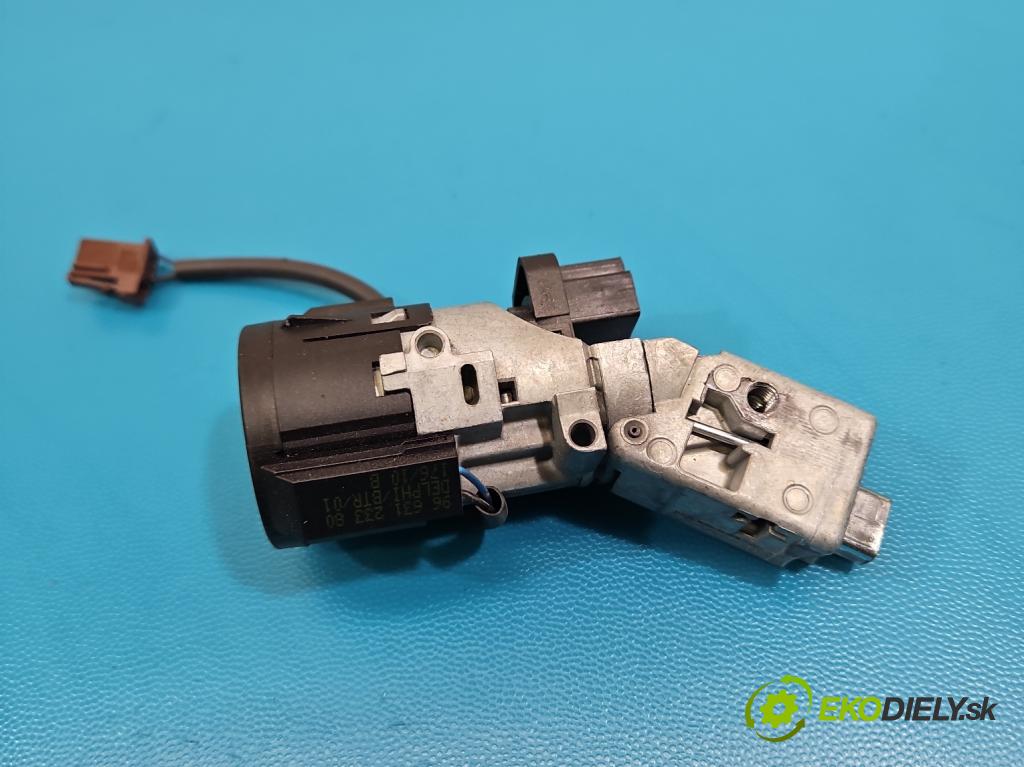 Citroen C4 I 2004-2011 1.6 16V 120 HP manual 88 kW 1598 cm3 5- riadiaca jednotka motora 0261S05626