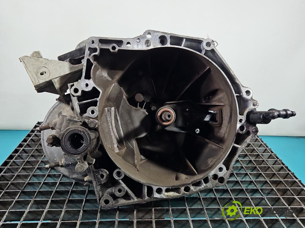 Citroen C4 I 2004-2011 1.6 16V 120 HP manual 88 kW 1598 cm3 5- prevodovka stupeň,rýchlosť manual 20DP42