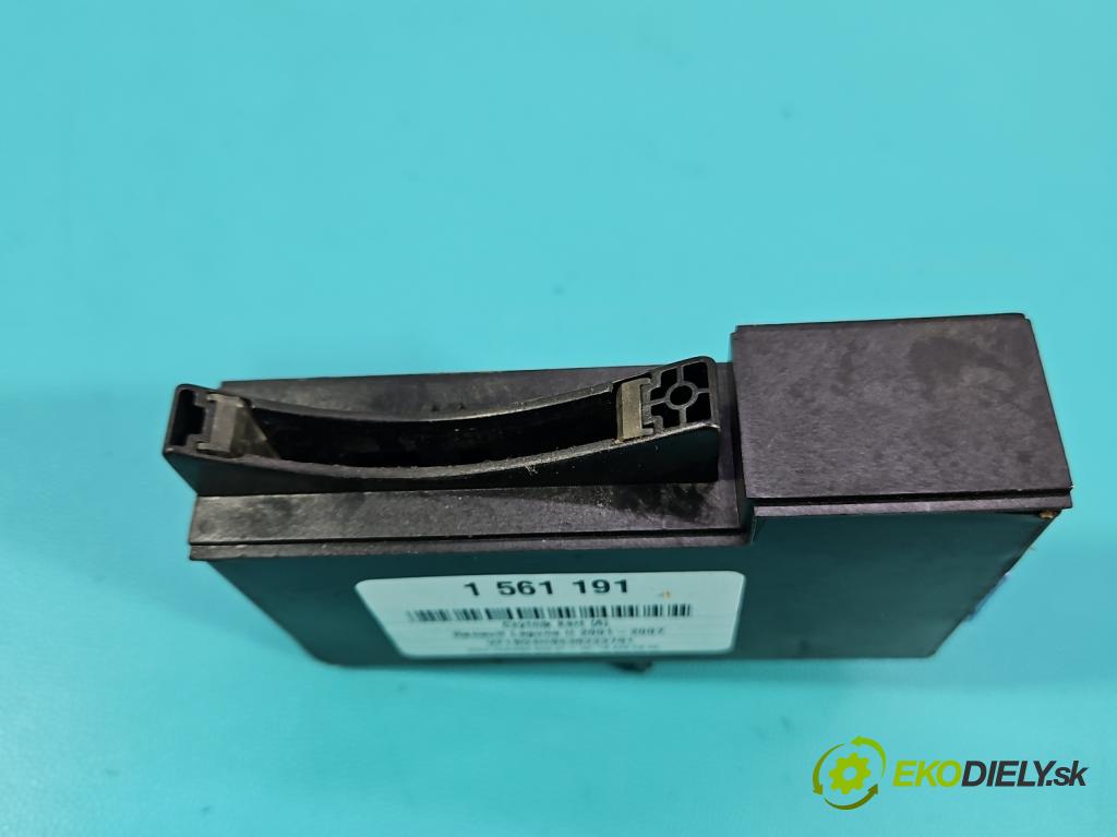 Renault Laguna II 2001-2007 1.6 16V 111KM manual 82 kW 1598 cm3 5- Čtenář: kárt 8200224594