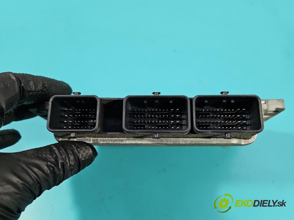 Renault Laguna II 2001-2007 1.6 16V 111KM manual 82 kW 1598 cm3 5- riadiaca jednotka motora 8200444583