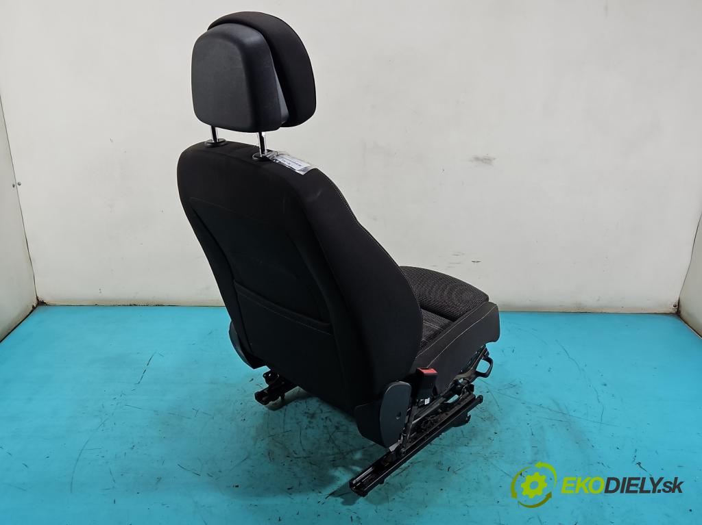 Opel Insignia A 2008-2017 2.0 cdti 170 HP manual 125 kW 1956 cm3 4- Sedačka ľavý  (Sedadlo)