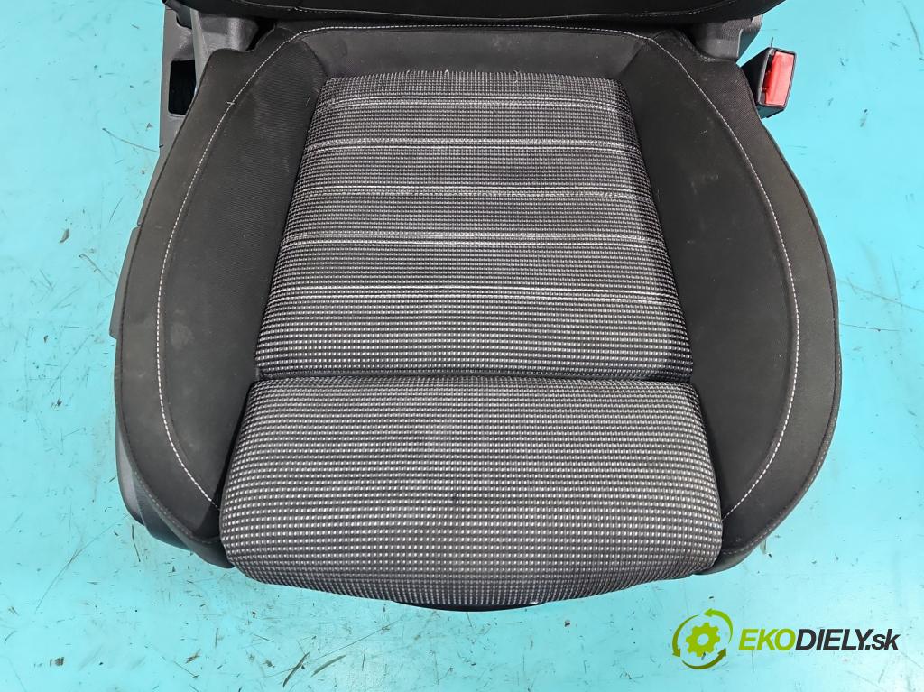 Opel Insignia A 2008-2017 2.0 cdti 170 HP manual 125 kW 1956 cm3 4- Sedačka pravý  (Sedadlo)