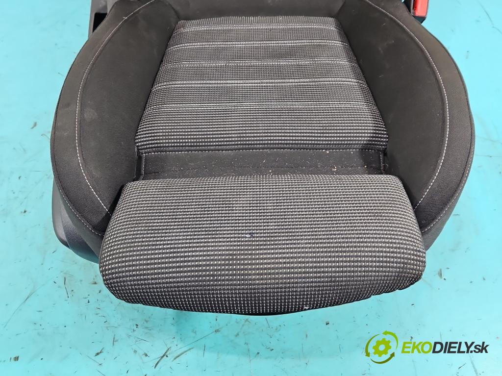 Opel Insignia A 2008-2017 2.0 cdti 170 HP manual 125 kW 1956 cm3 4- Sedačka pravý  (Sedadlo)