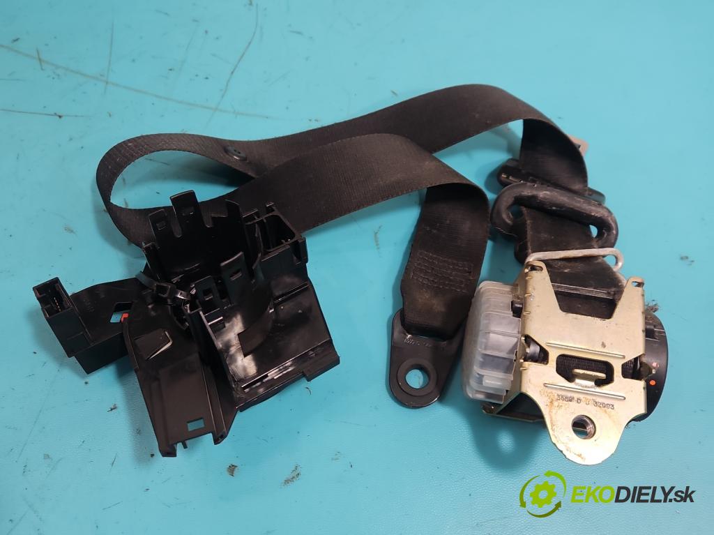 Ford Fusion 1.4 16V 80 HP manual 59 kW 1388 cm3 5- kokpit,pristrojová doska rozdeľovacia